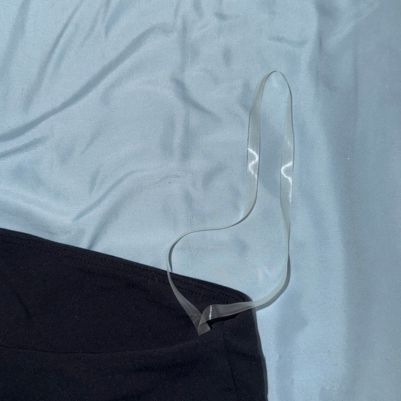 Lululemon Align Asymmetrical Bra A/B - Size: 4 - Picture 5 of 5